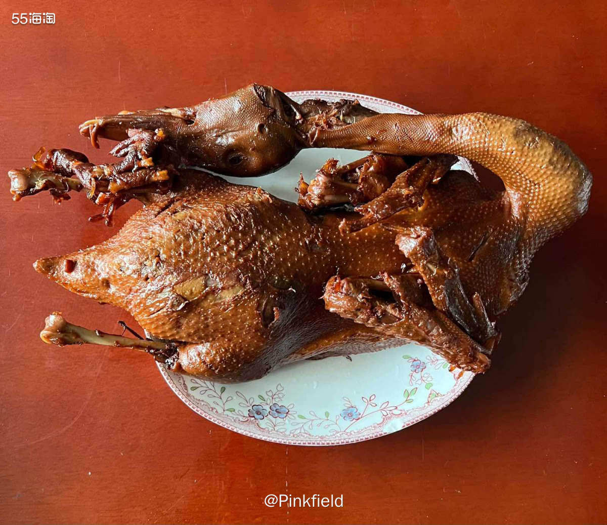 🦆昨天刚收到老公的阿姨从上海寄来的烤鸭，这几年，每到过年阿
