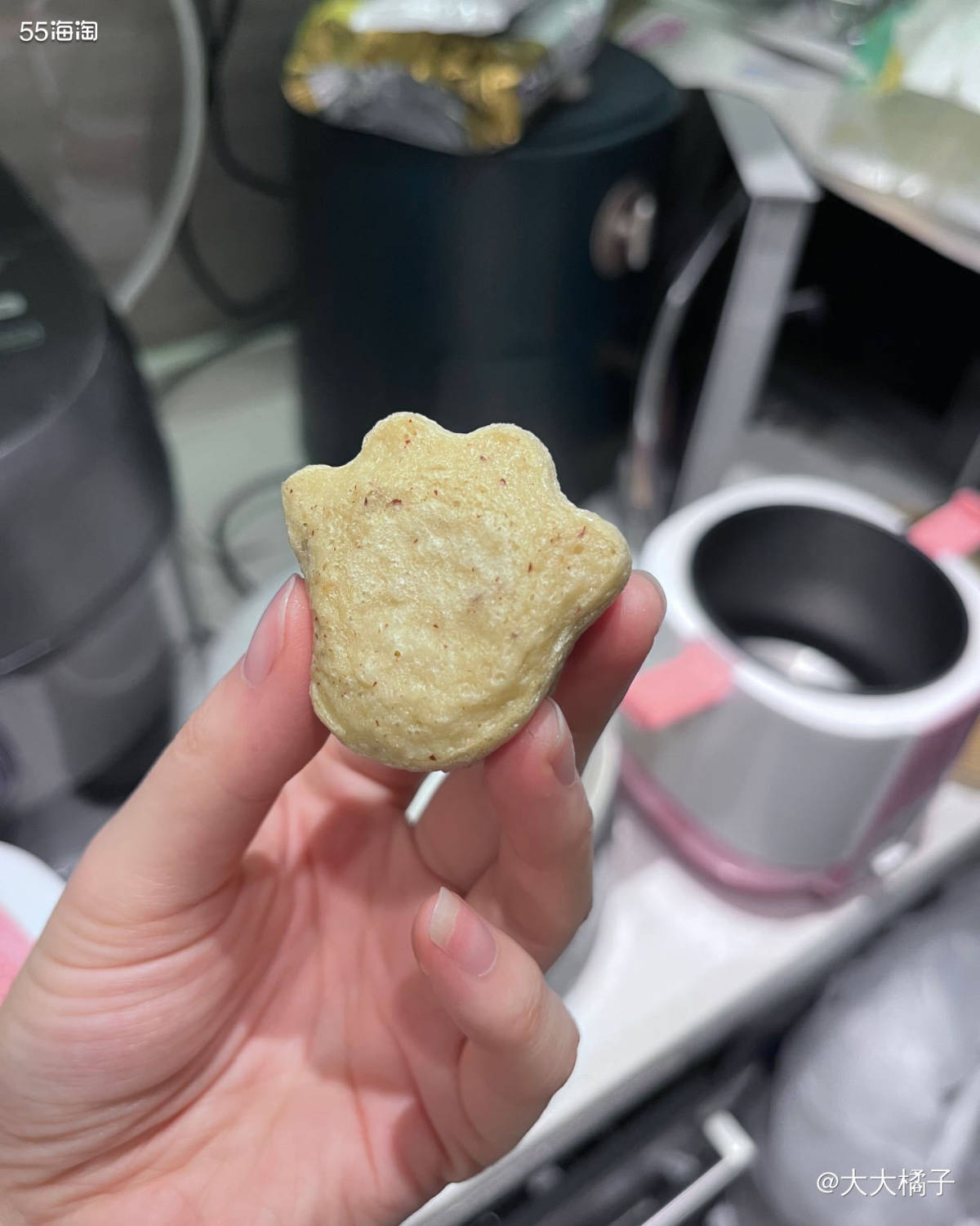 👧女儿一岁了，当妈之后真的变成万能的了，每天变着法想给她做