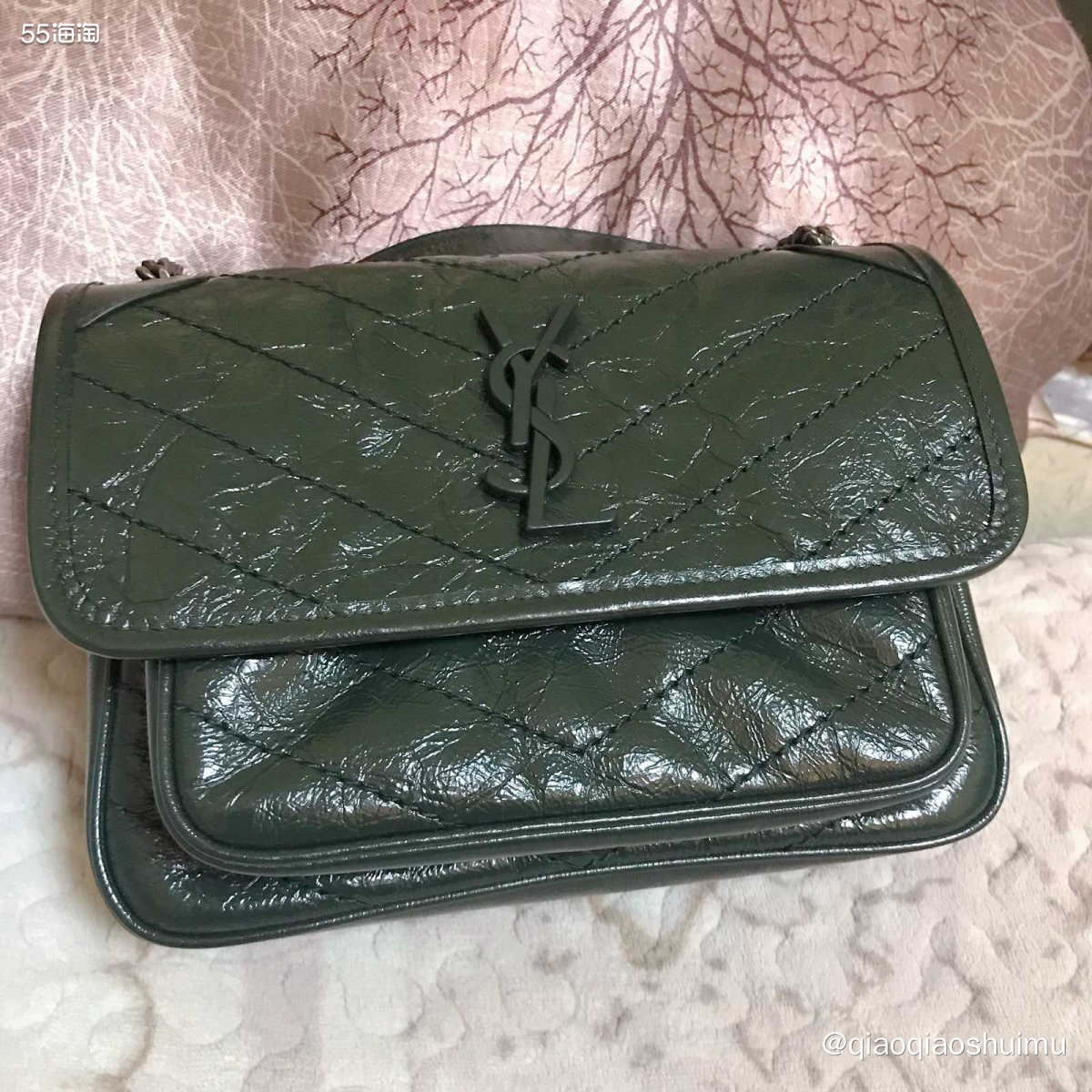 大概在三四年前，我对大牌包一点都不感兴趣，就忽然有天觉得，怎