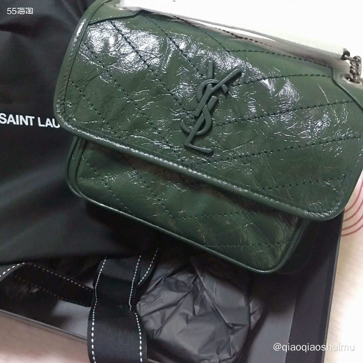 大概在三四年前，我对大牌包一点都不感兴趣，就忽然有天觉得，怎