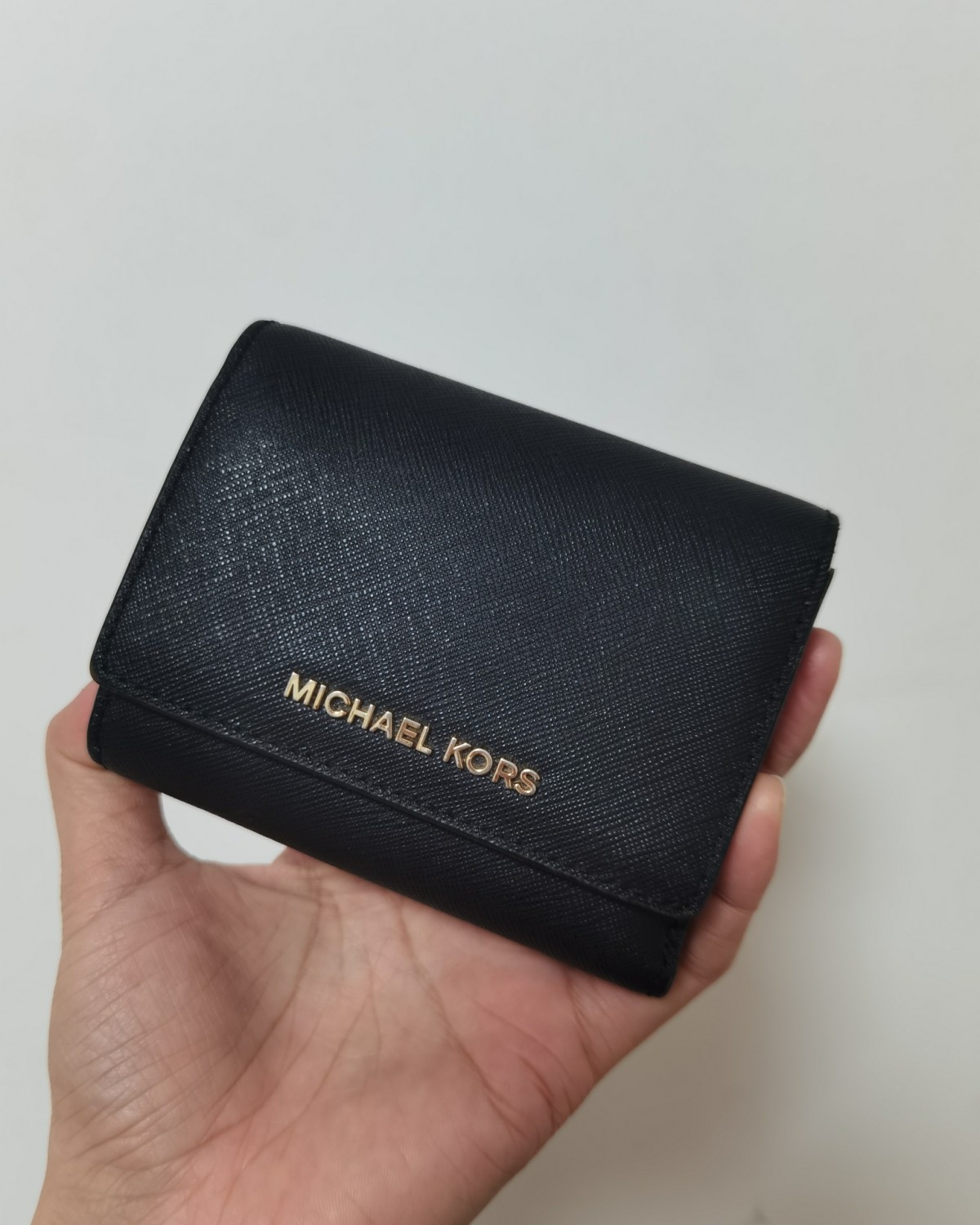 ✅品牌：MK  ✅渠道：店购入，一个姐妹当时给带来的，六百多