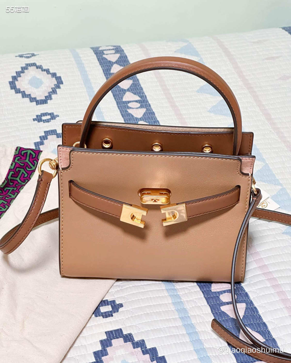 说起最近买的这两个Tory Burch，似乎都是某某的平替哇