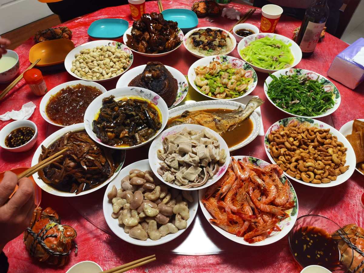 🌸要说过年最重要的是什么，就是除夕的这顿年夜饭了。在结婚的