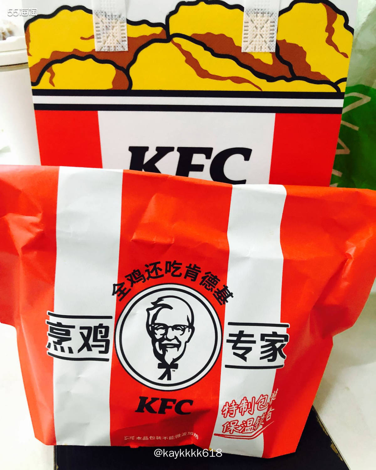 今天又要搬砖全天，所以中午点个KFC的新品烤全鸡一天的菜就搞