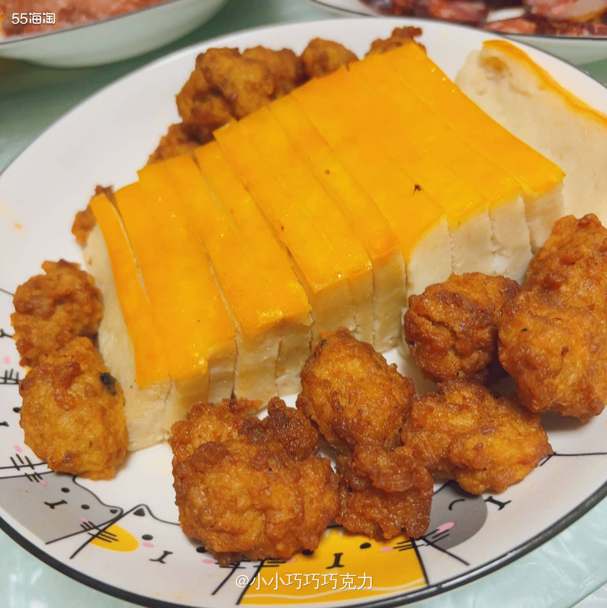 我们湖北这边过年都喜欢吃鱼糕，基本上挨着荆州这边的过年家家户