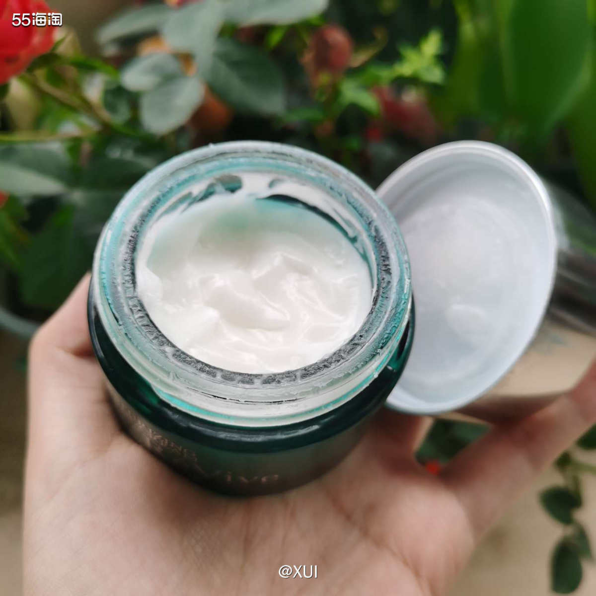 12月的时候皮肤大爆发，各种红zhong痘痘长个不停，没办法
