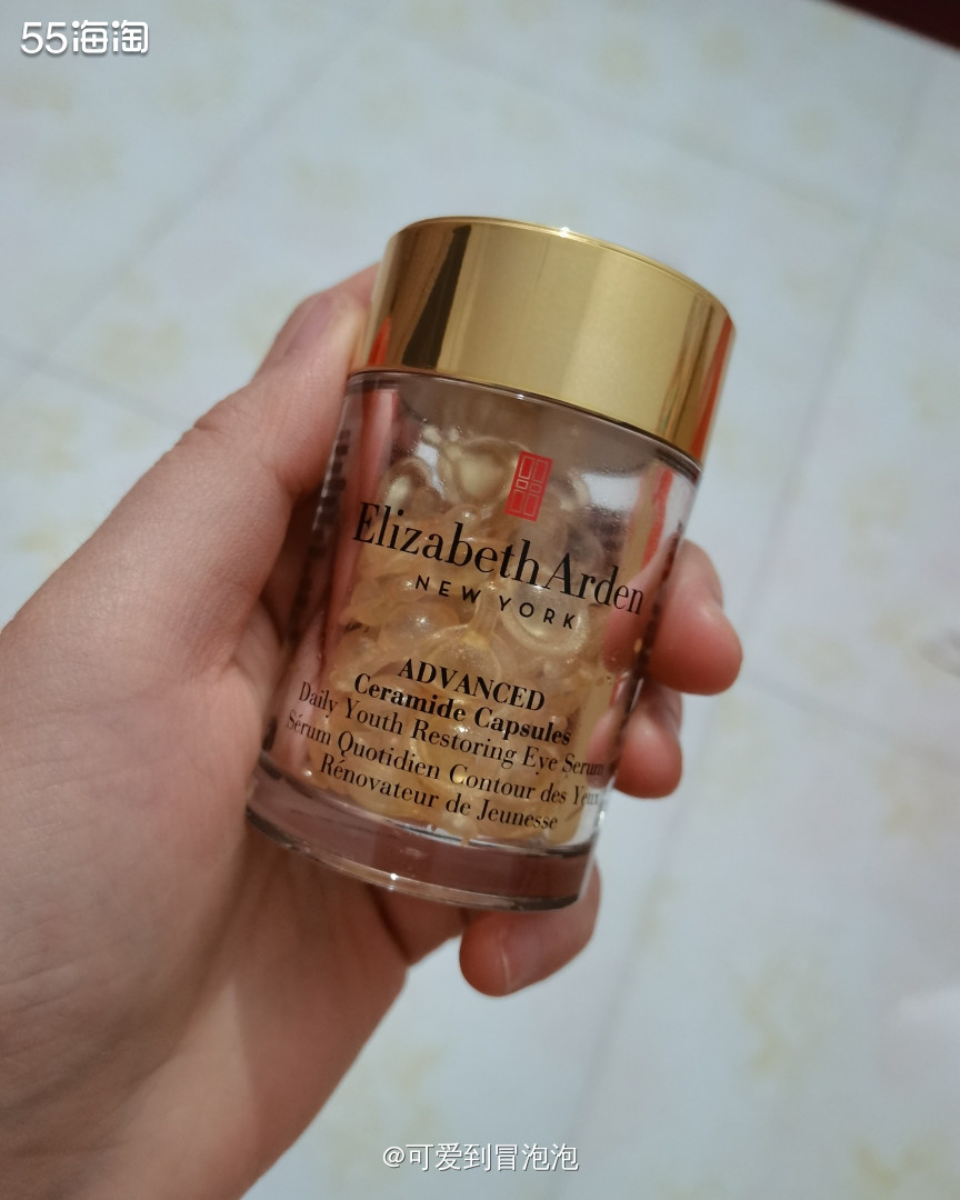 虽然雅顿家的胶囊一直火得不行，但是我用得还真不算多，主要家里