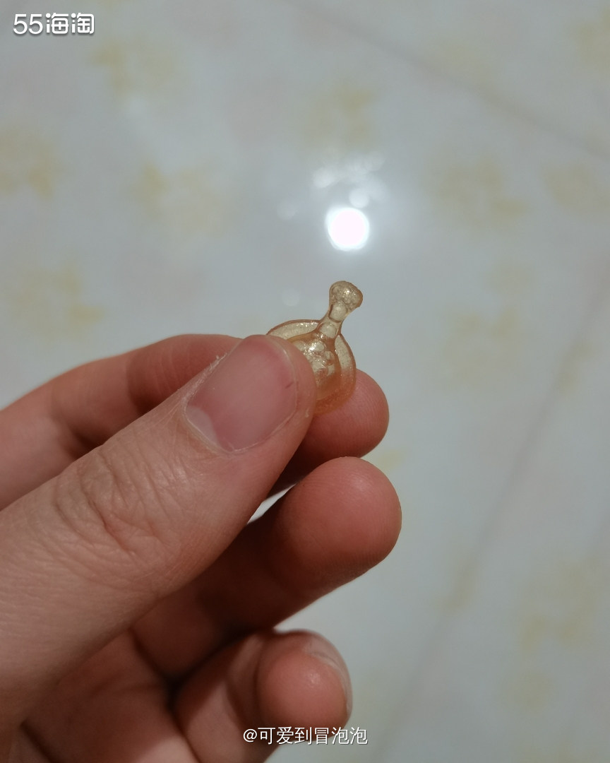 虽然雅顿家的胶囊一直火得不行，但是我用得还真不算多，主要家里