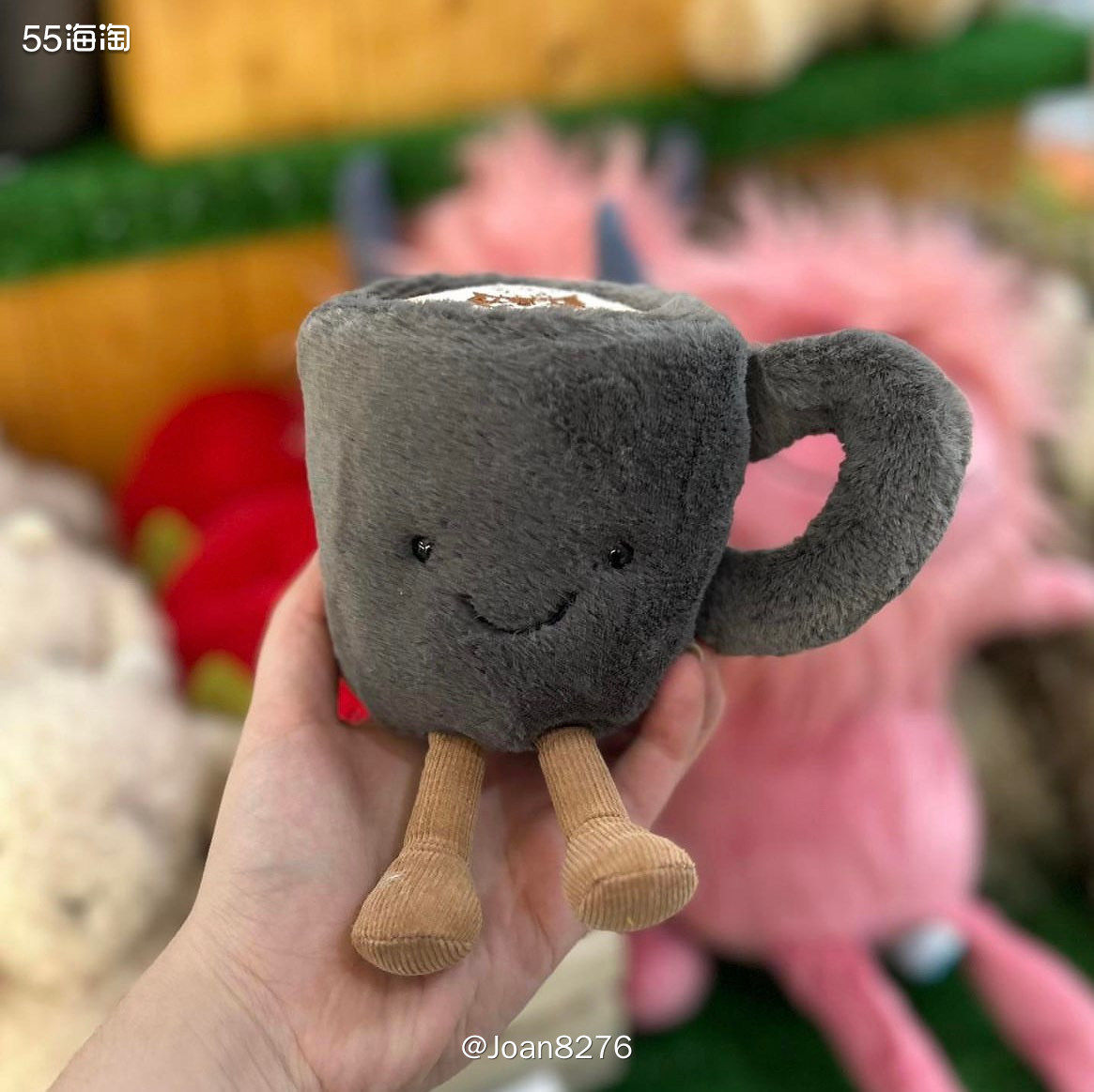 最近Jellycat上新了好多新品，最喜欢的是跟个芒果核心的