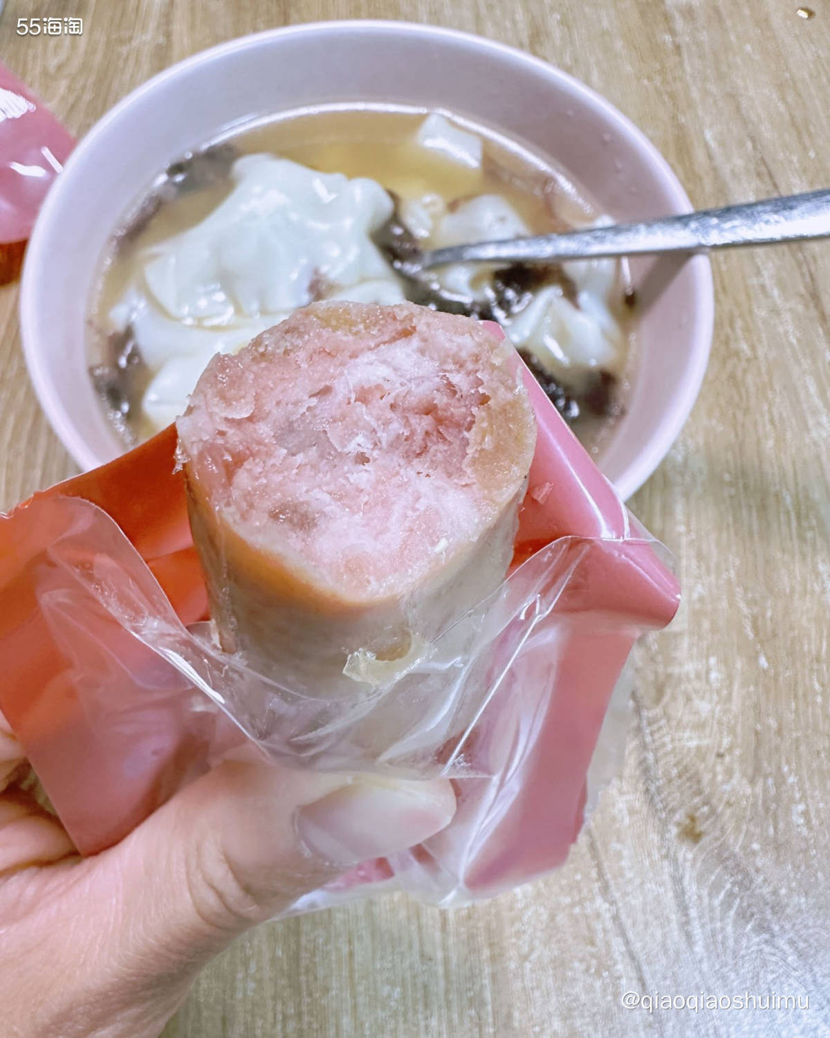 今天一睁眼，外面全是白茫茫，下雪请假在家吧。 中午正说要点什