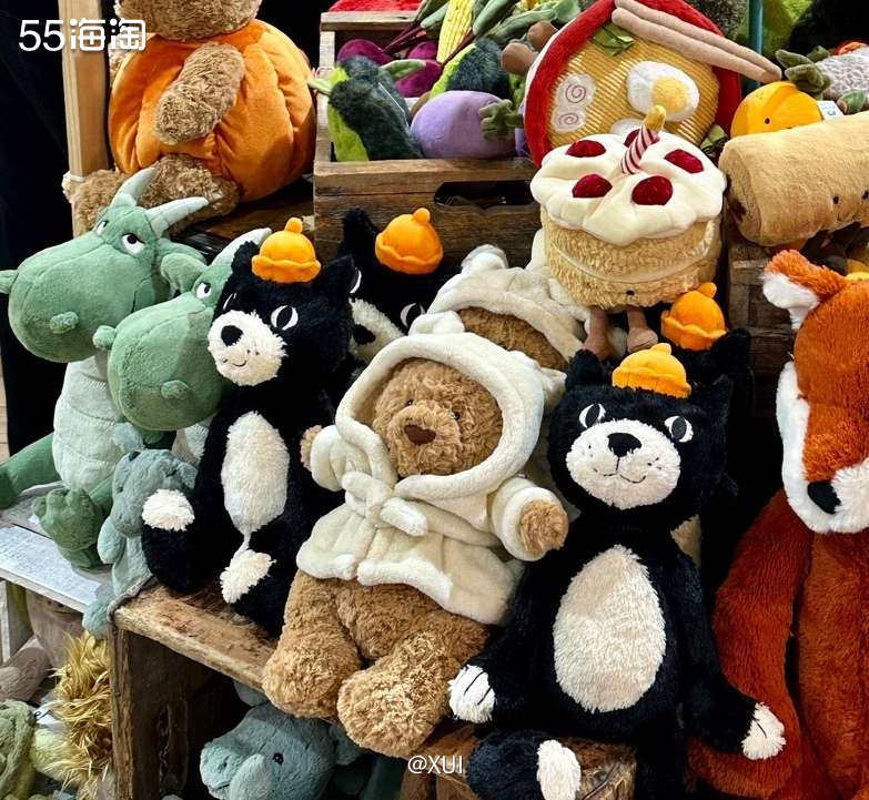 Jellycat的浴袍熊一开始觉得有点贵，多了一个浴袍就比普