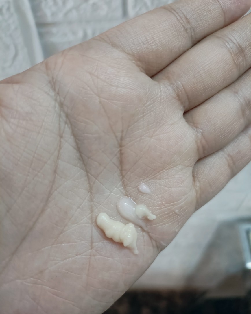 黑五的时候我买了revive，日期最不好的就是这款赠品的精华