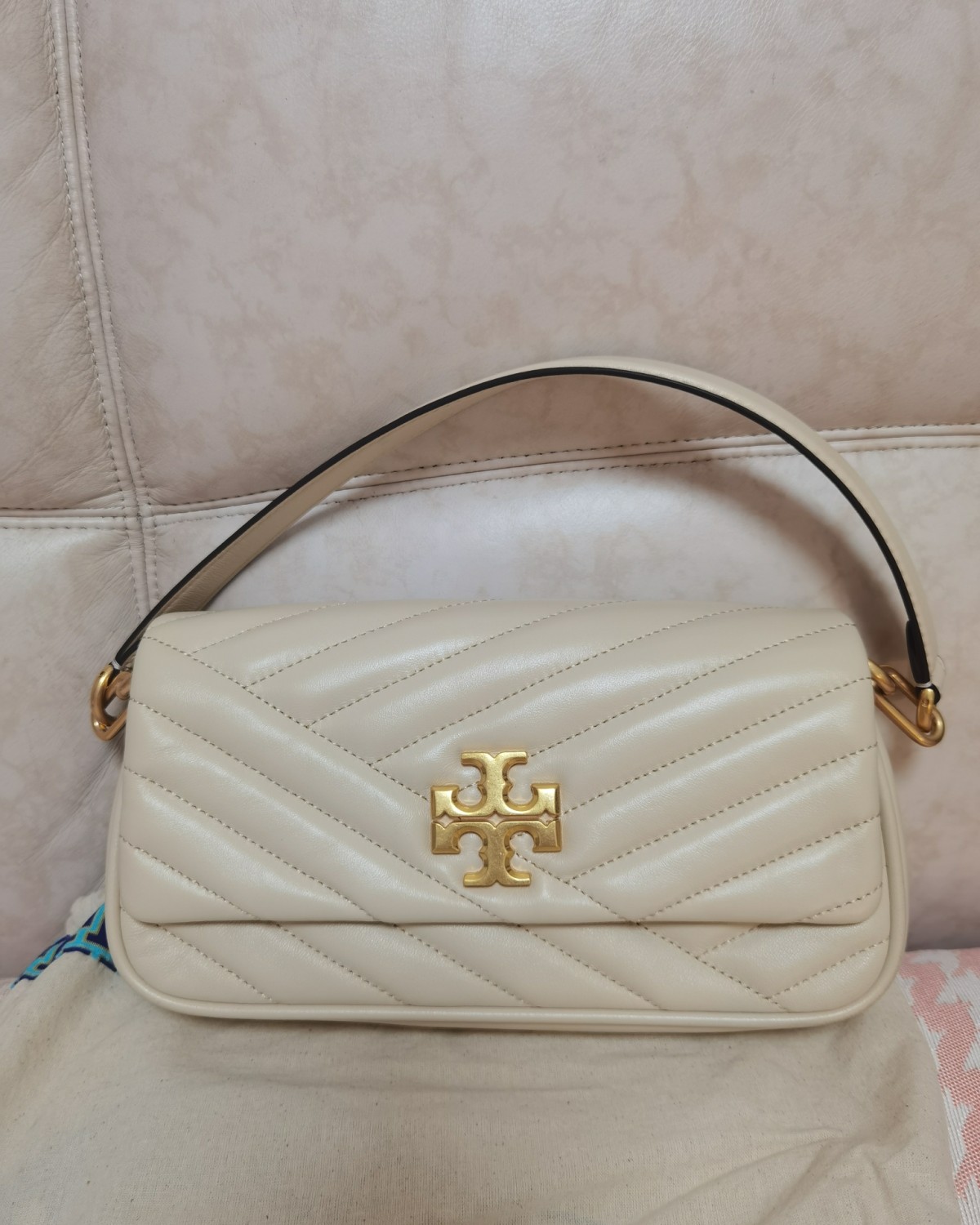 ✅这是我加入55买的第一个包包，22年2月份，我是1月份开始