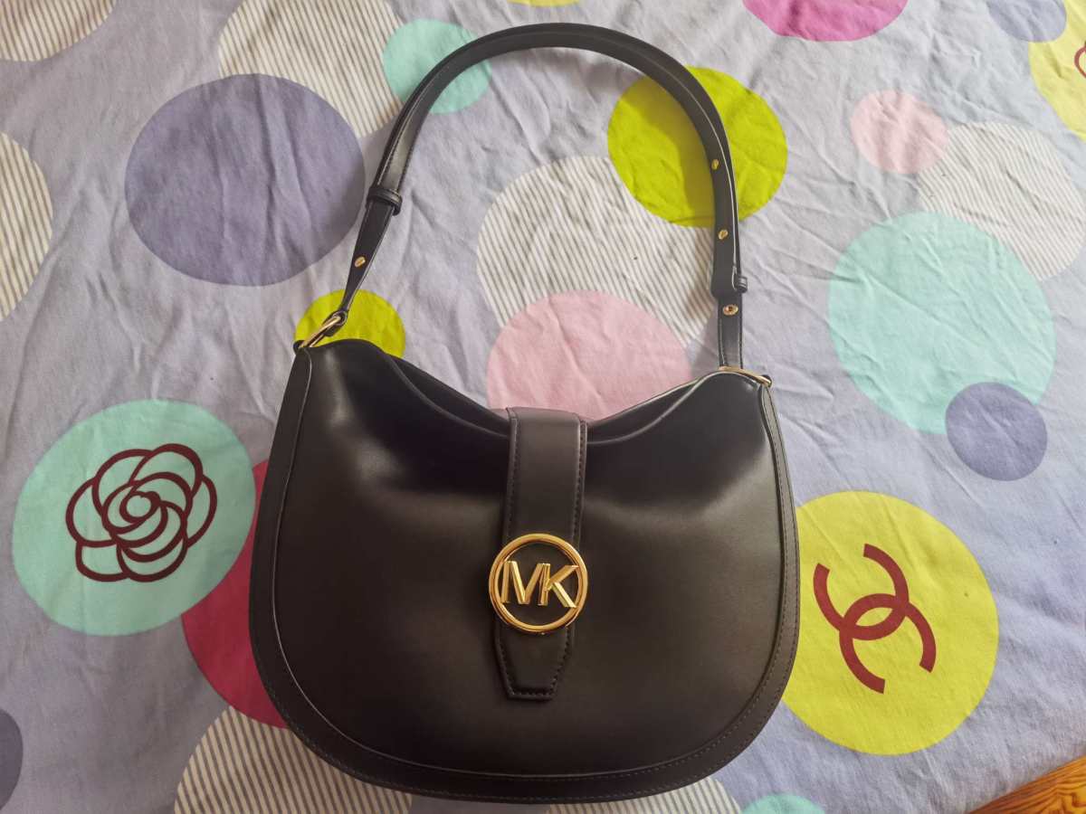🌸包包品牌：MICHAEL  KORS 🌸购买渠道：MK