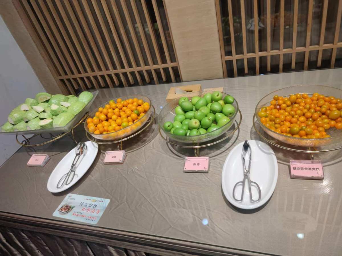 这个春节到元宵节前后，都是大鱼大肉，今天终于找到机会跟同事外