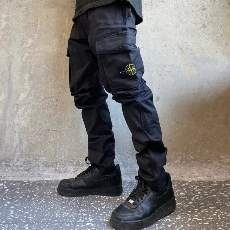 有没有人喜欢Stone Island石头岛的服饰啊，上身太帅