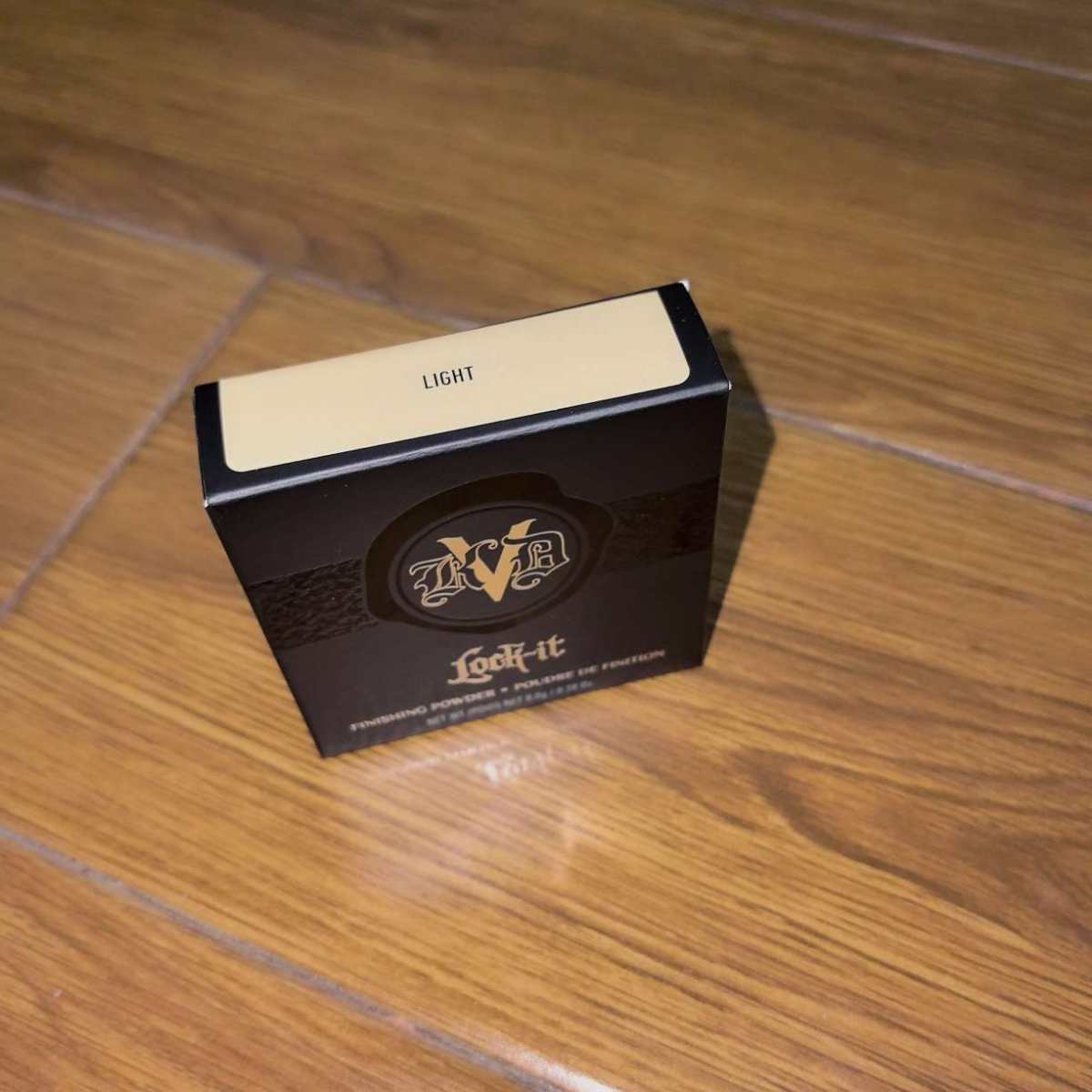☑开箱/价格 dior眼影649 65美金 普拉达口红（货损