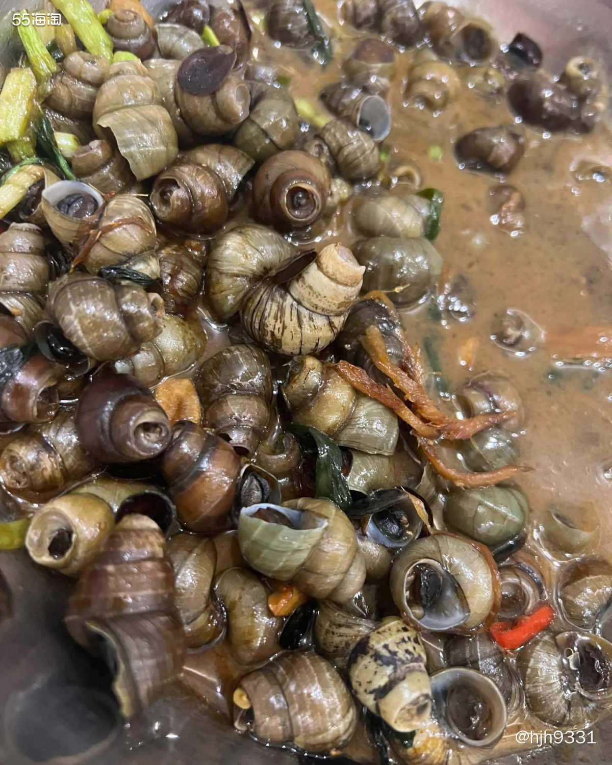 🦞现在海鲜吃的少，基本都是肉类，鸡鸭鱼肉猪头牛肉～昨晚孩子