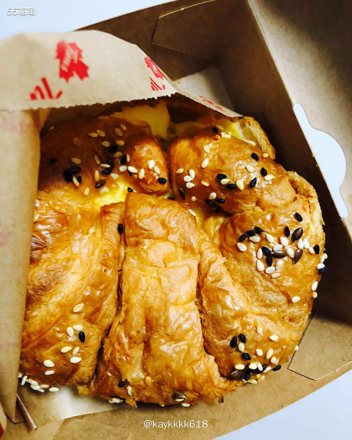 每天咖啡还是安排上大早买了一份Tims的套餐，单杯不划算直接