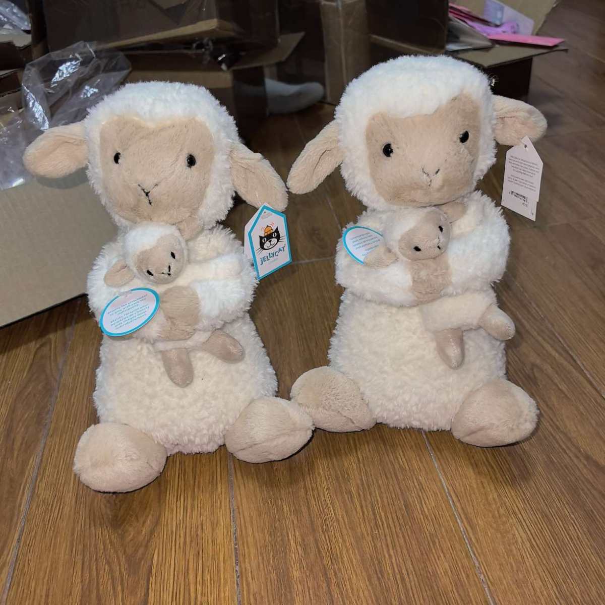 ☑开箱/价格 Jellycat7只玩具 蜜蜂小窝一个， 樱花