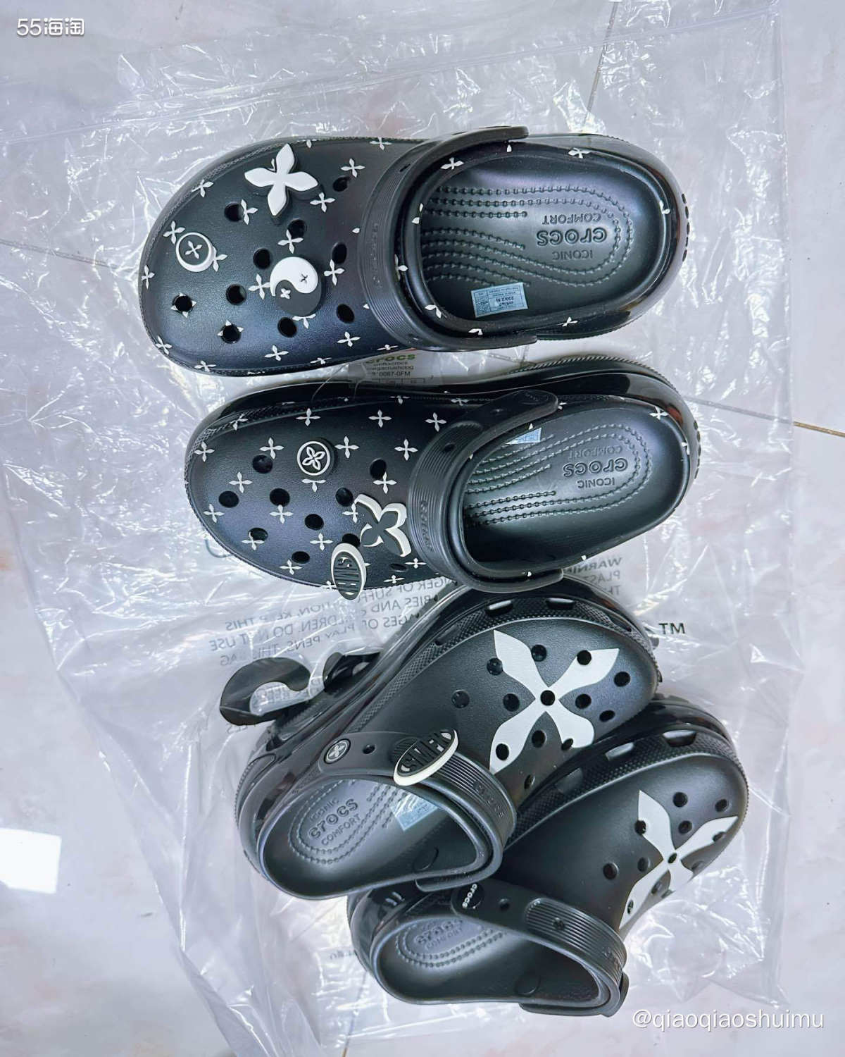 那天在外面开会，正无聊呢，忽然蹦出个推送，crocs和smf