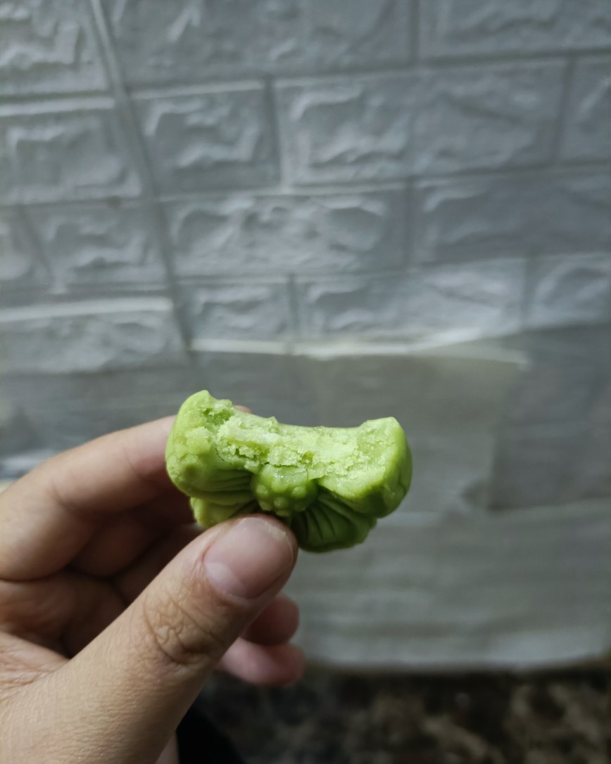 这两天都有吃到好吃的点心，分享分享~  👉猫山榴莲蛋糕 在
