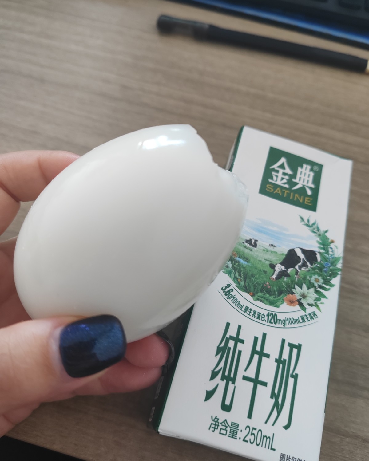 上班迟到户的早上是不会考虑早餐问题的。当然还是要吃的，虽然吃