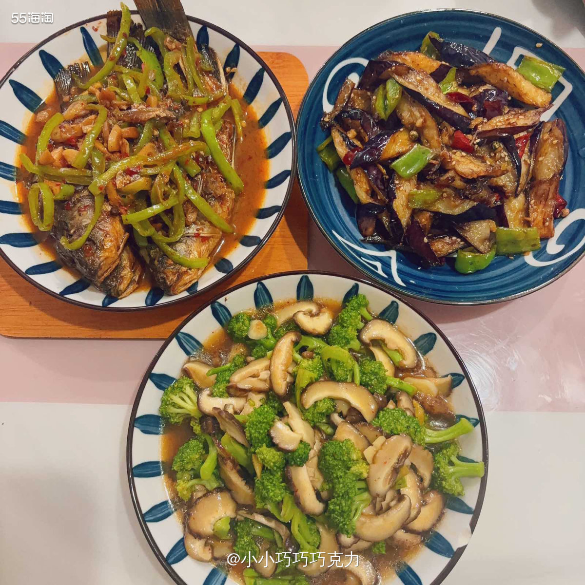 上次买的紫皮茄子感觉炒起来吃有点老，所以在小某书上学了一个新
