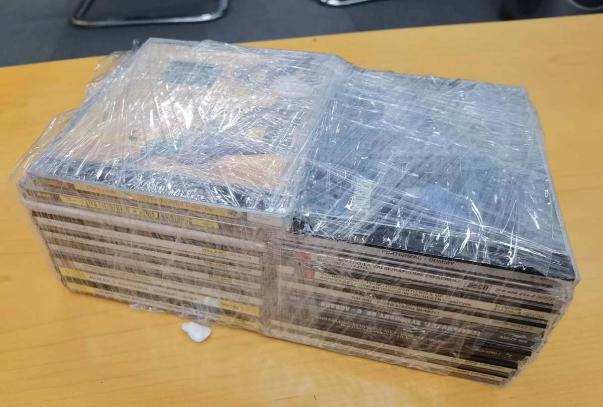 喜欢收藏一些古典CD，之前用的其他转运，最近价格飞涨且对CD