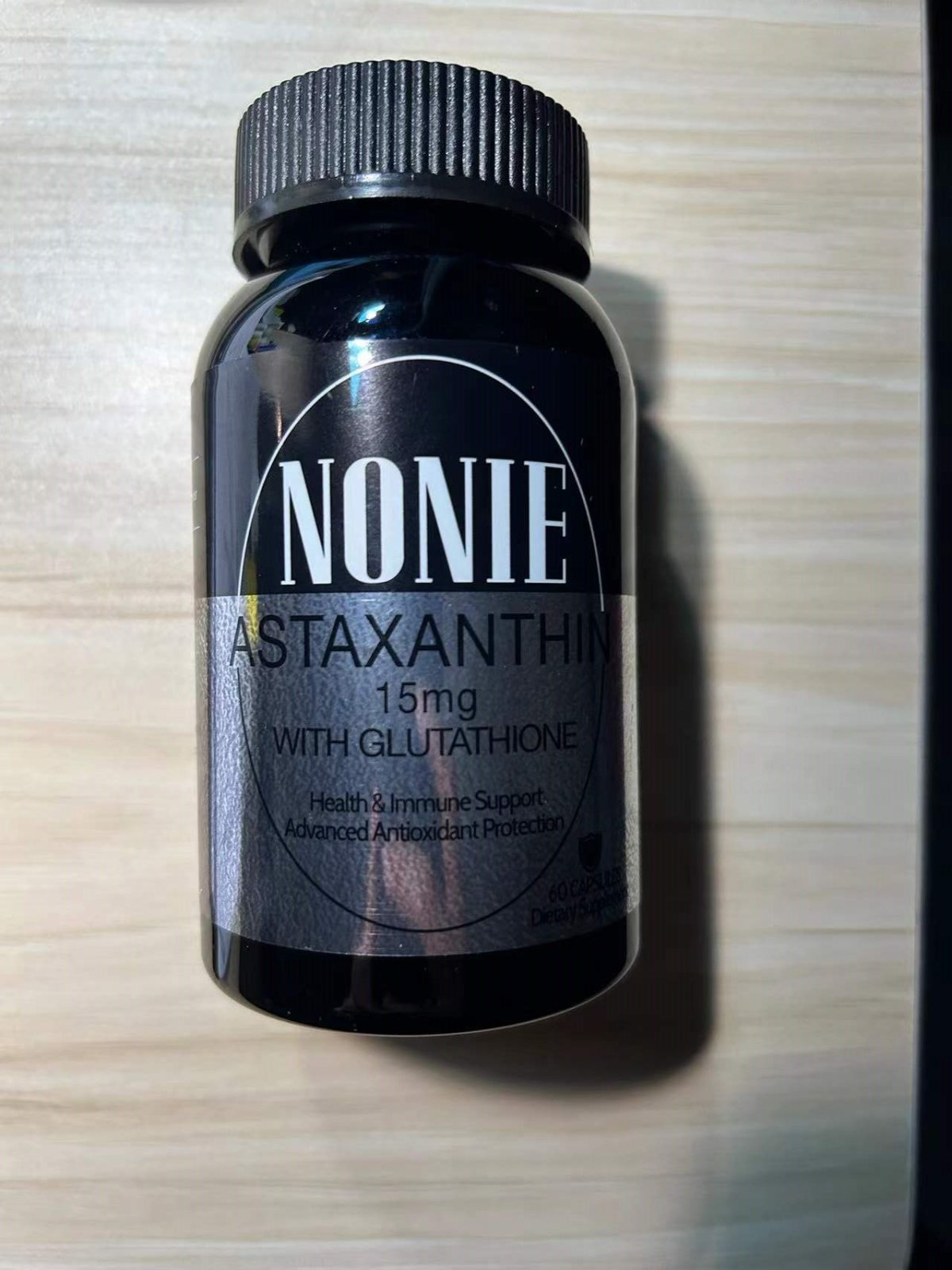 日期新鲜，闲置一瓶，169包邮 新西兰nonie虾青素胶囊6