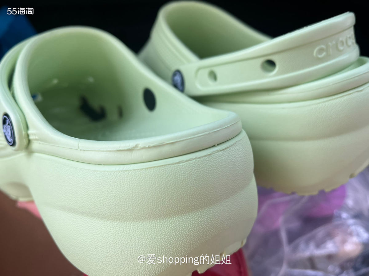 3月迎来了一盘已久的crocs官网折扣，50 2双的活动，兴