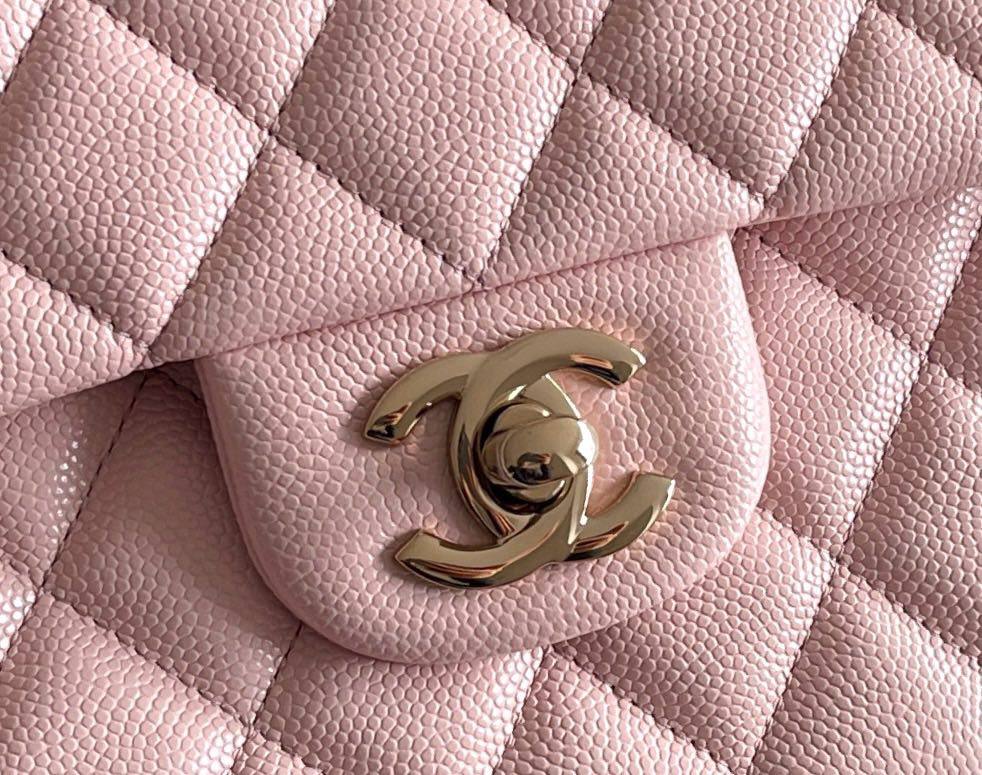 Chanel Classic Flap Bag它的魅力 是每