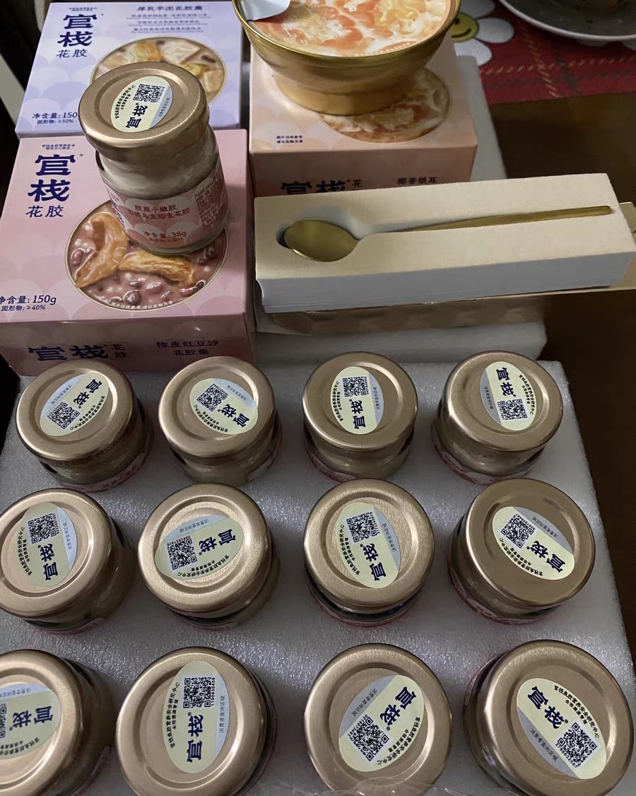 花胶作为内服养颜的宝藏补品，长期熬夜，作息不规律，脸色差的看
