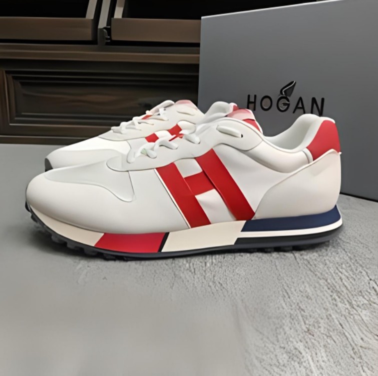 之前都没听过hogan这个品牌呢，因为之前看到大家都在穿德训