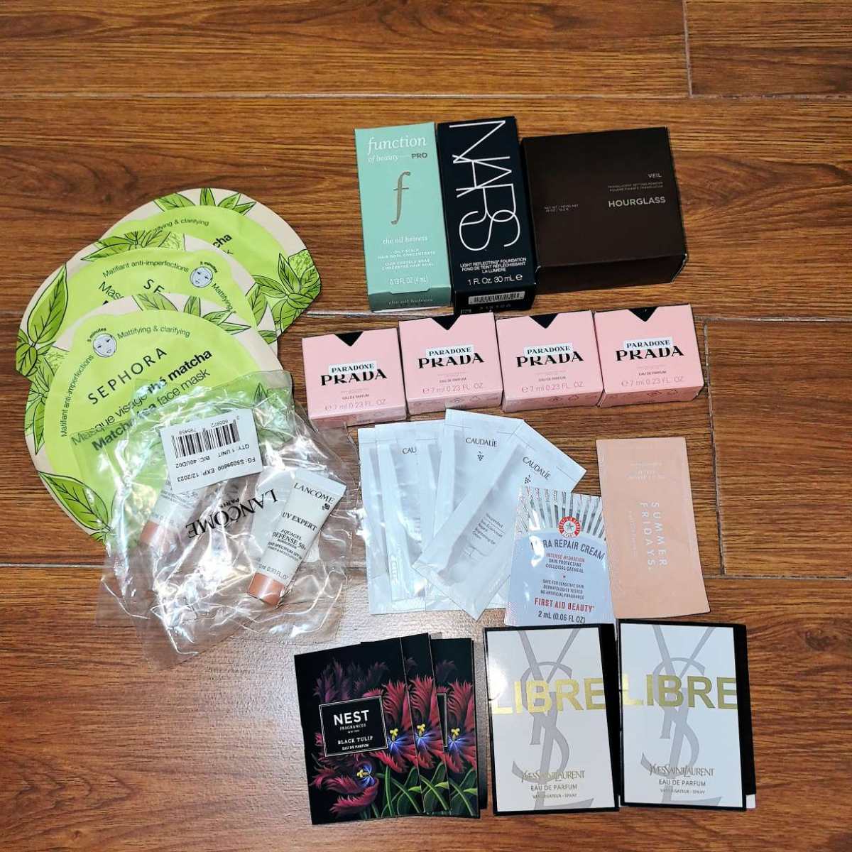 ☑开箱/价格 hourglass散粉  50美金 超方瓶  