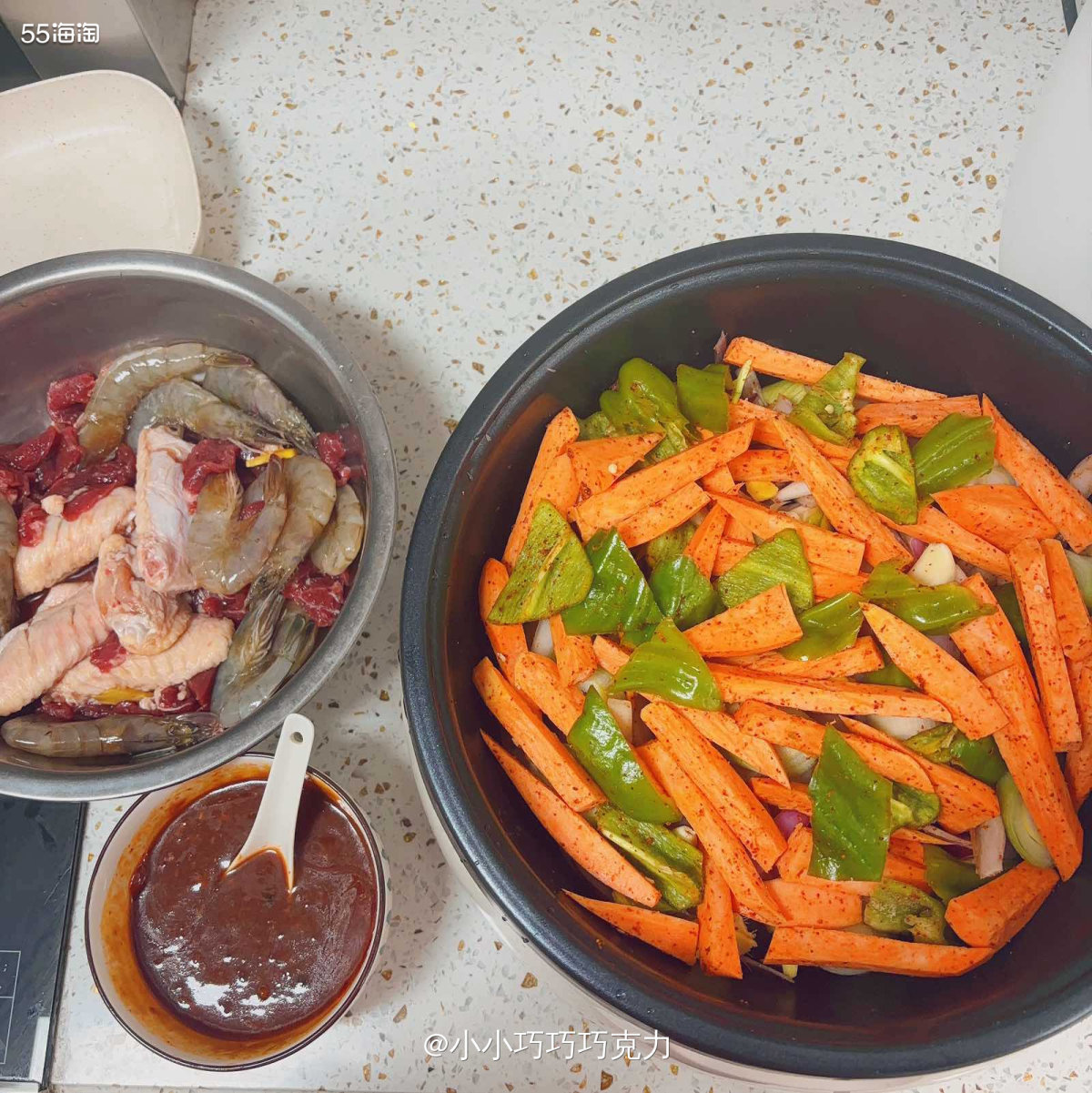 这一篇补的是上周末的美食帖，队友说好久没吃焖锅了，焖锅做起来