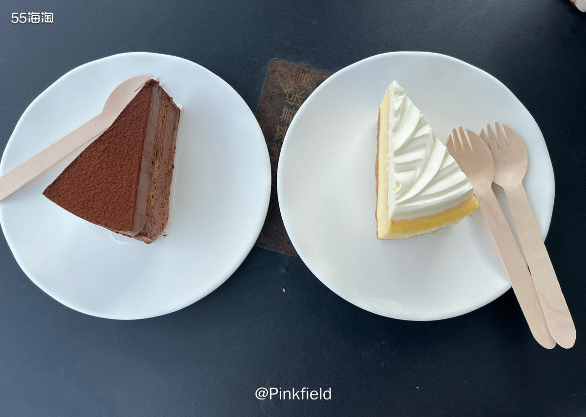 🍰昨天中午跟老友吃完饭后，去了星爸爸家聊了一下午的天，我们