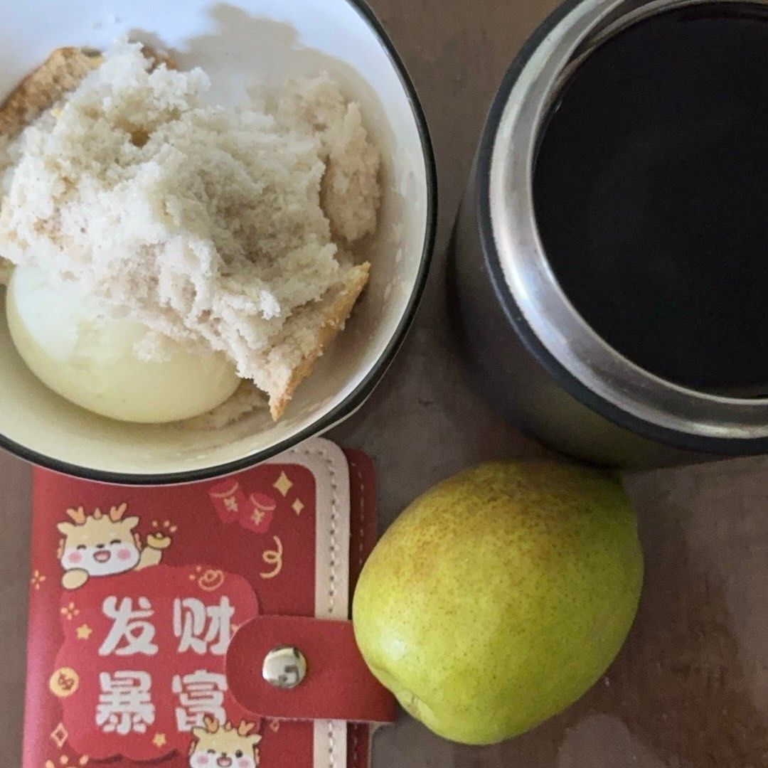 昨天和朋友一起吃掉了大众抽来的霸王西餐，热量好高，所以早上自