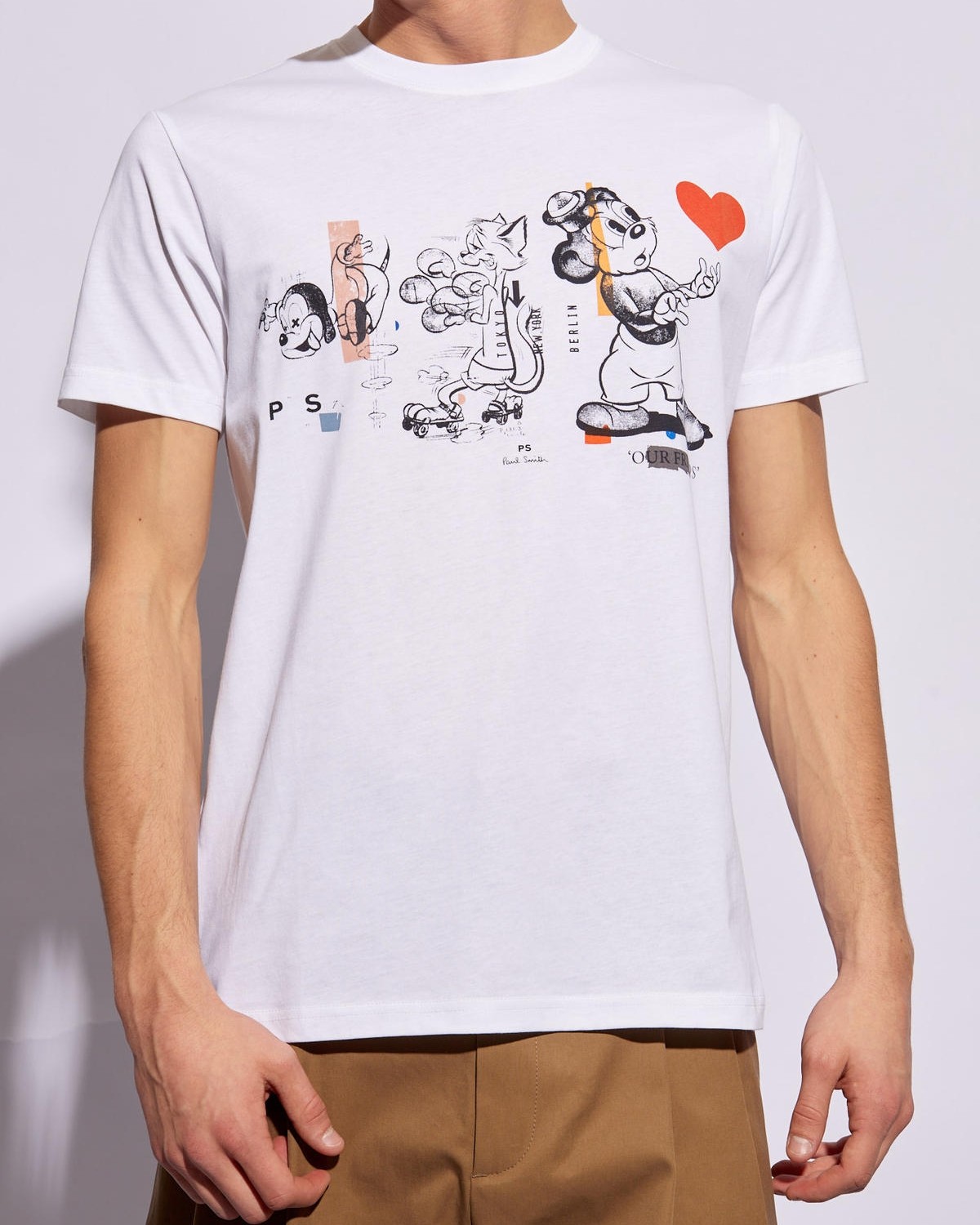 清明后天气立马就暖和了，路上好多人都穿上了短袖短裤，但是作为