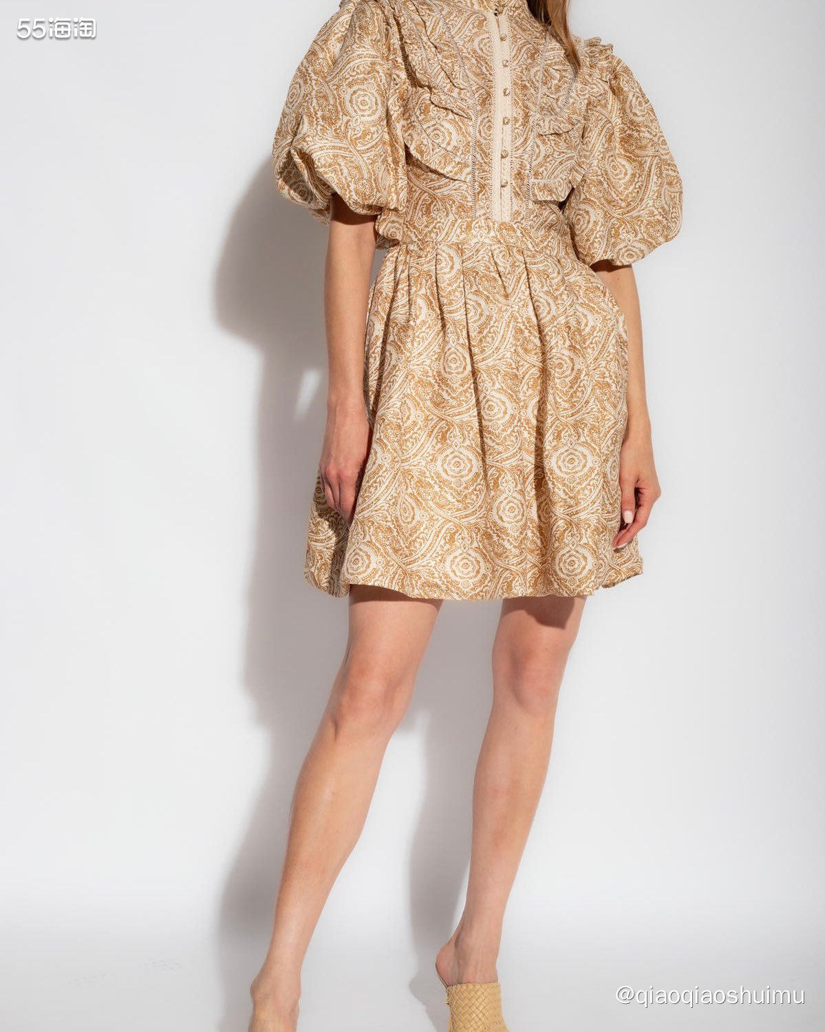 这条宫廷风的碎花泡泡袖连衣裙在vitkac中文官网看到几次了