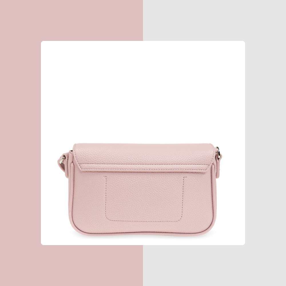 这个粉色小包包真的是一下子狠狠戳中少女心。 是淡淡的藕粉色。