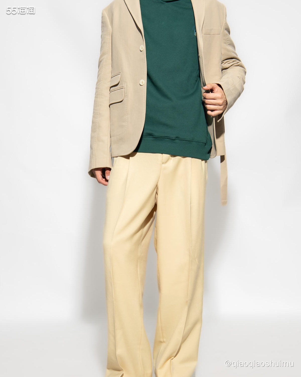 在我看来，Paul Smith的衣服还是挺贵的，所以当我在v