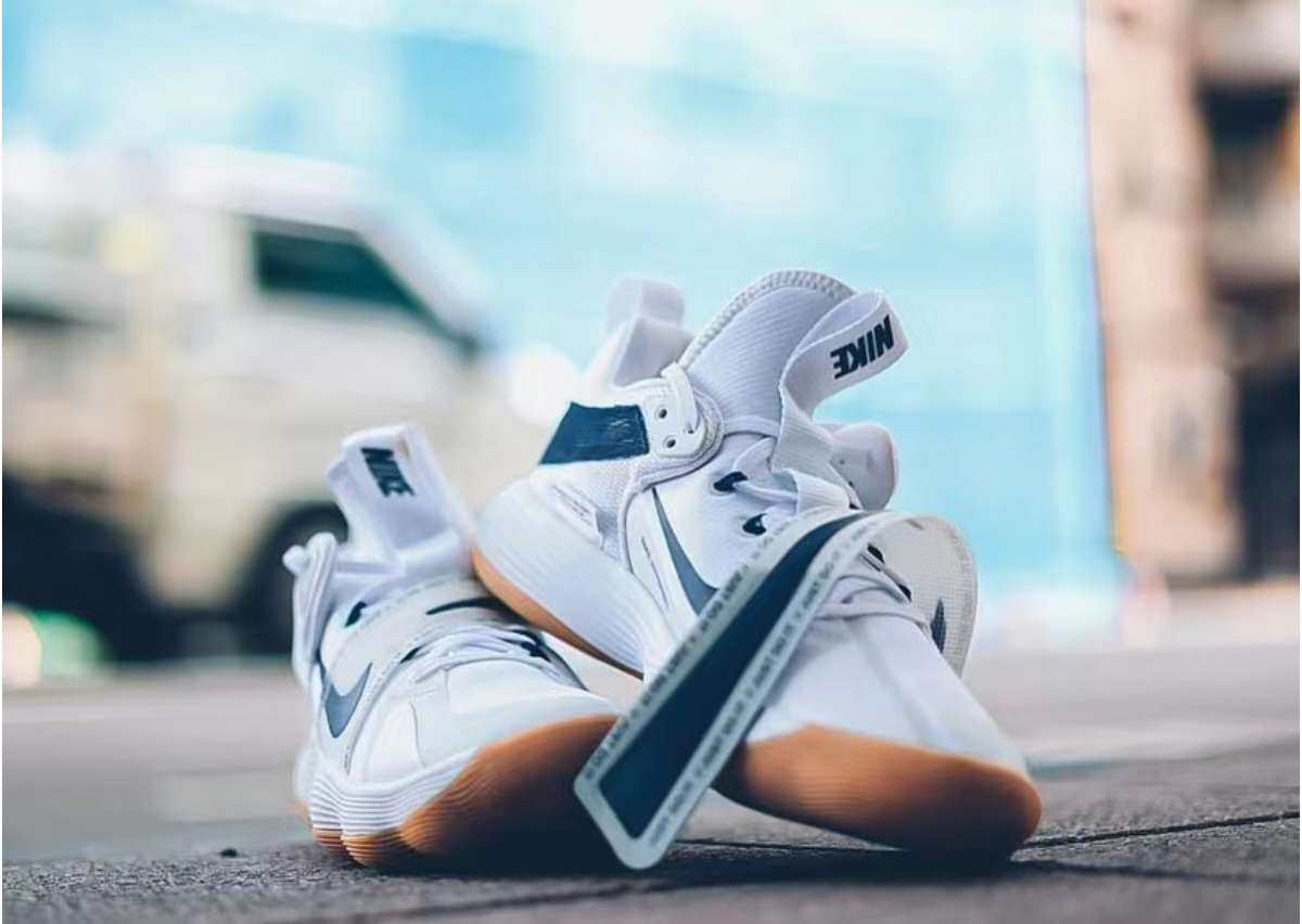 上次在All volleyball抢了4个球之后，顺便逛了一