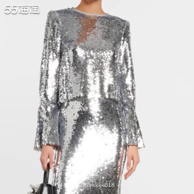 英国设计师品牌Self-portrait颖宝代言很有设计感，