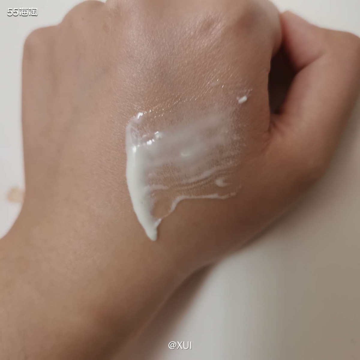 虽然因为某些原因买日系化妆品的人少了，但是不得不说安热沙这个