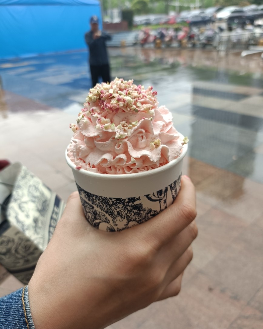 回湖南一定要吃很多这边的特色小吃，必须要打卡的呀！  👉臭