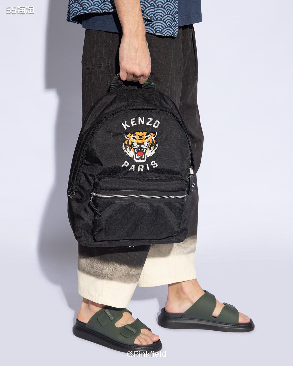 🎒上一篇分享了Kenzo的粉色渔夫帽，这篇来说说它家的双肩