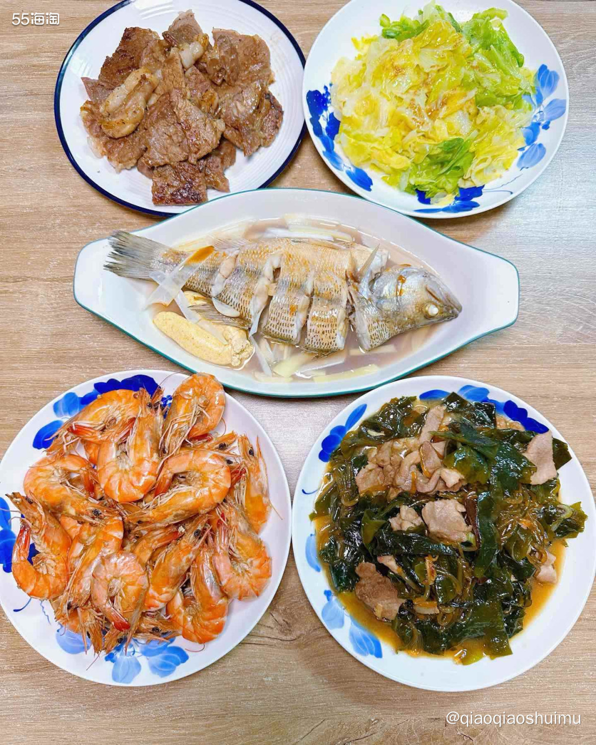 昨天是我的阴历生日，妈妈又忙活了一桌菜。其实我一般都过阳历，