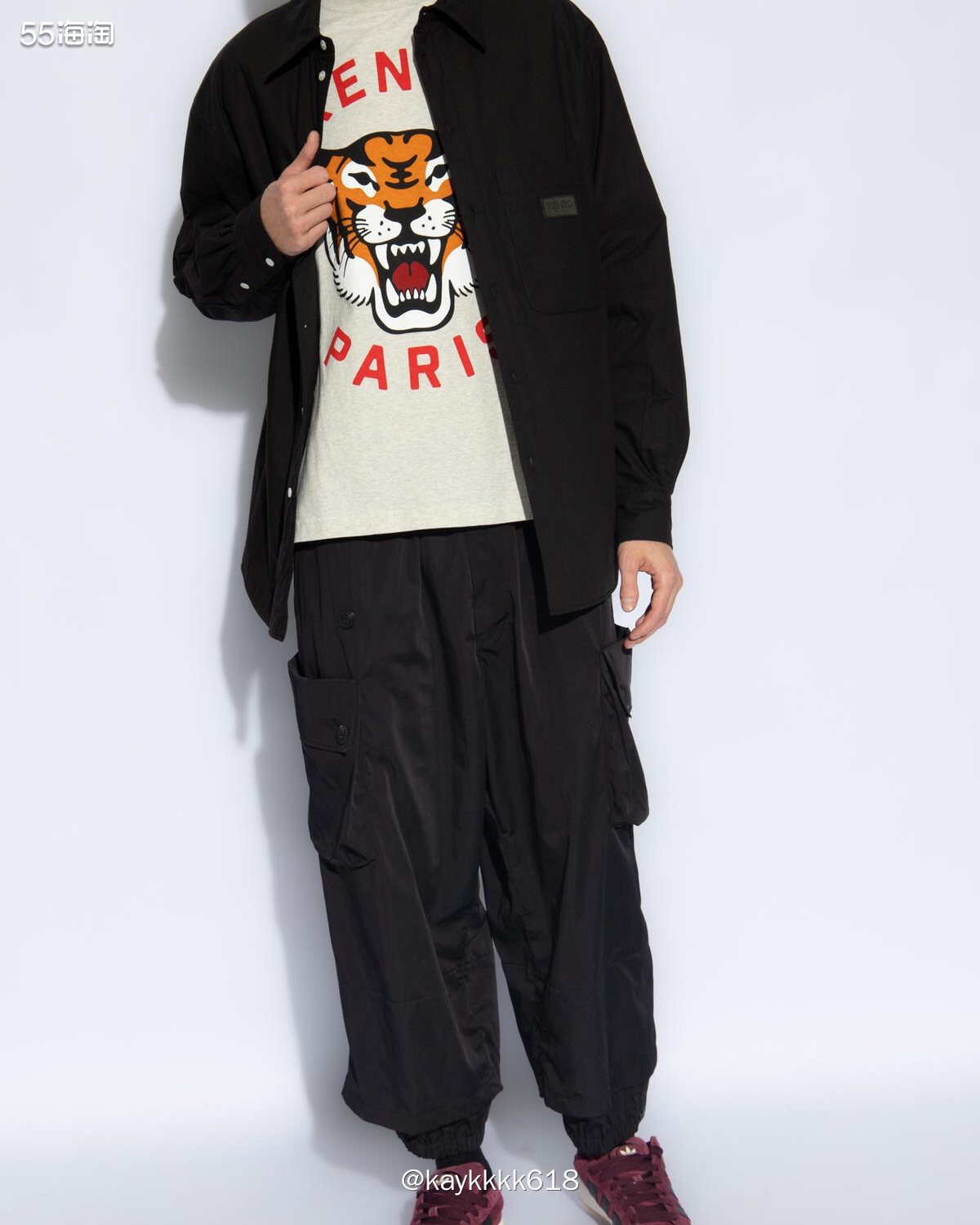 Kenzo经典元素就是🐯虎头标志在卫衣和Tee上运用很多。
