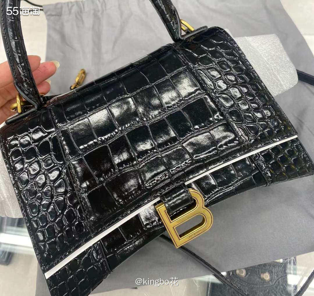 ⏺奢品海淘好选择，vitkac直邮买巴黎世家沙漏包吧  🔷